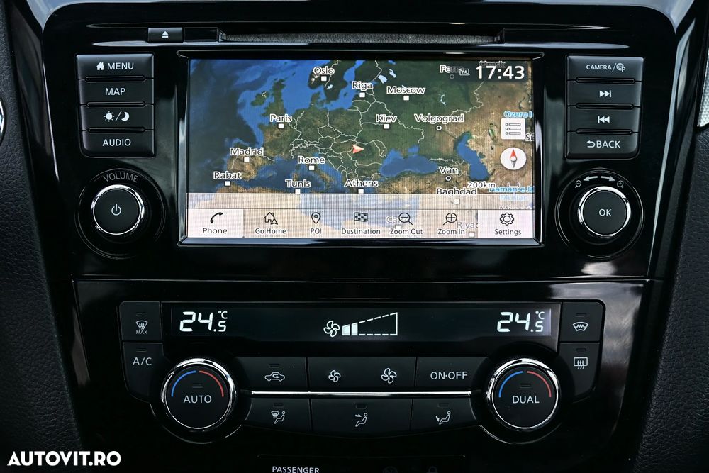 Nissan Qashqai 1.7 dCi TEKNA+ - 14