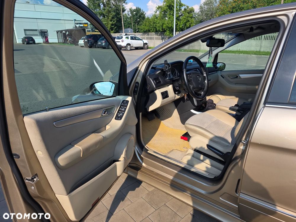 Mercedes-Benz Klasa B 180 CDI Autotronic - 8