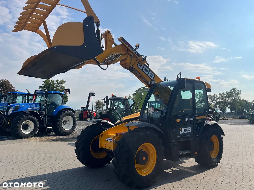 JCB 538-60 AGRISUPER - 11