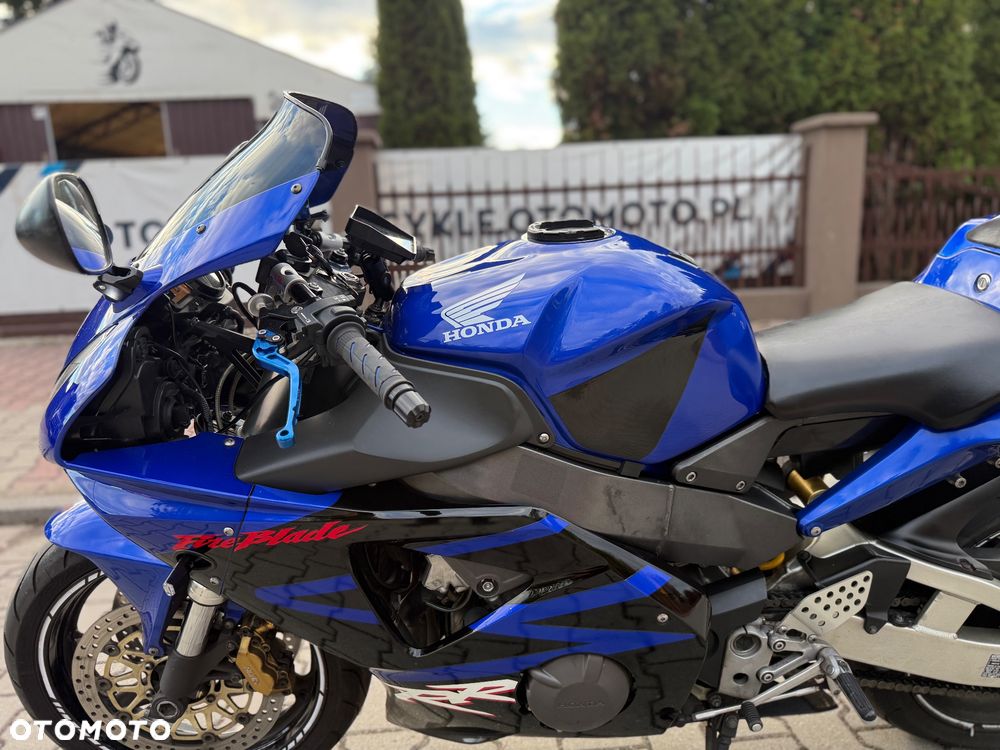 Honda CBR - 19