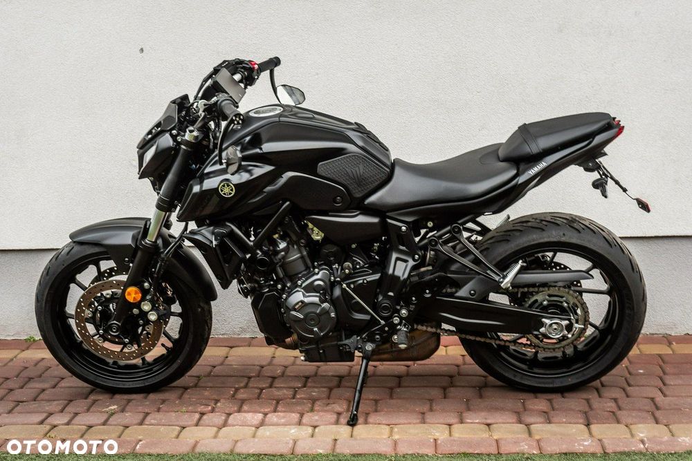 Yamaha MT - 6