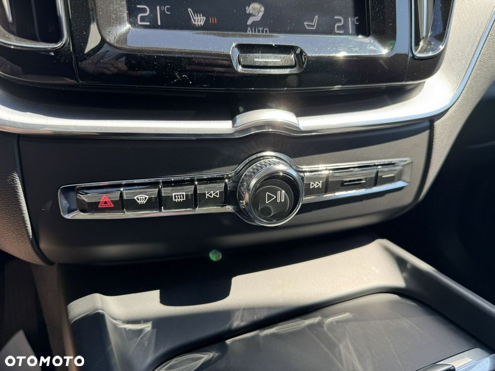 Volvo XC 60 - 32