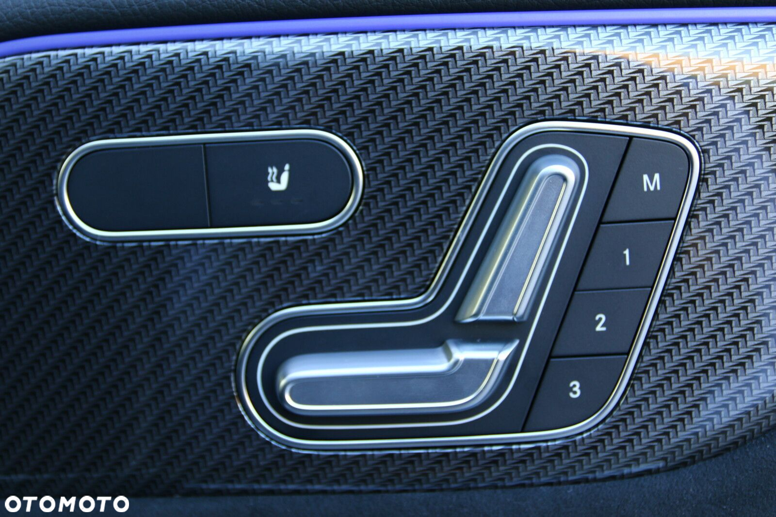 Mercedes-Benz GLB 200 AMG Line 7G-DCT - 17