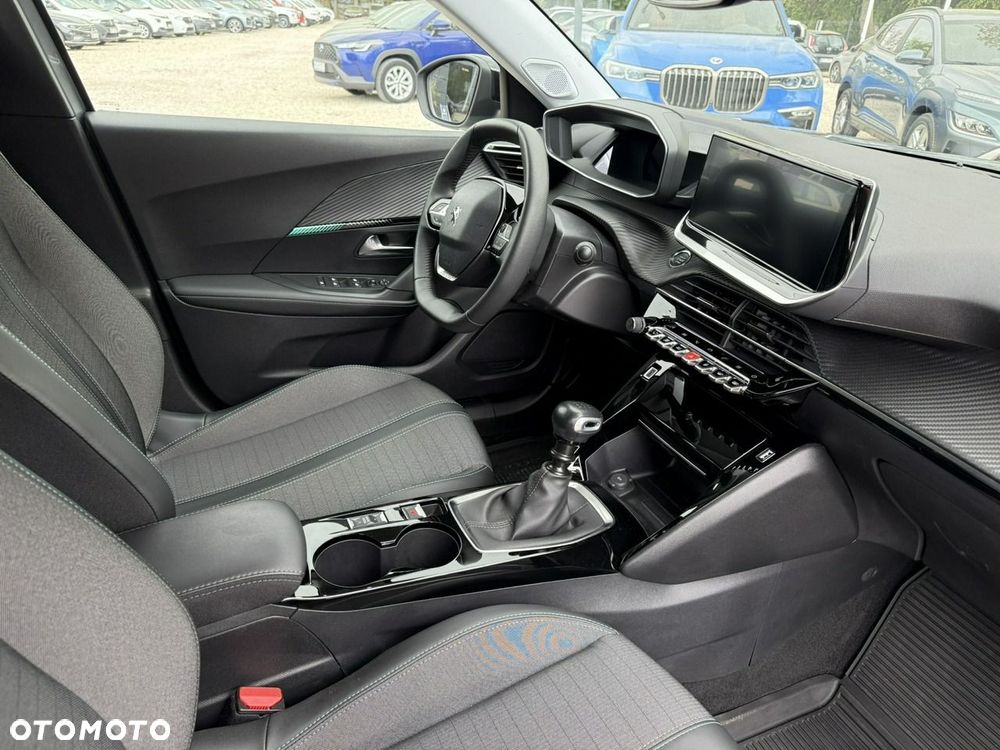 Peugeot 2008 1.2 PureTech Allure Pack S&S - 18