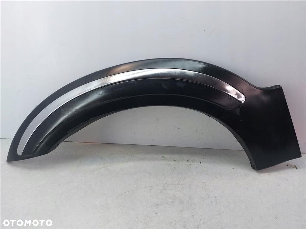 Listwa nakładka błotnika LEWA przód Ssang Yong Rexton  2.7 XDI  2001-2006 - 1