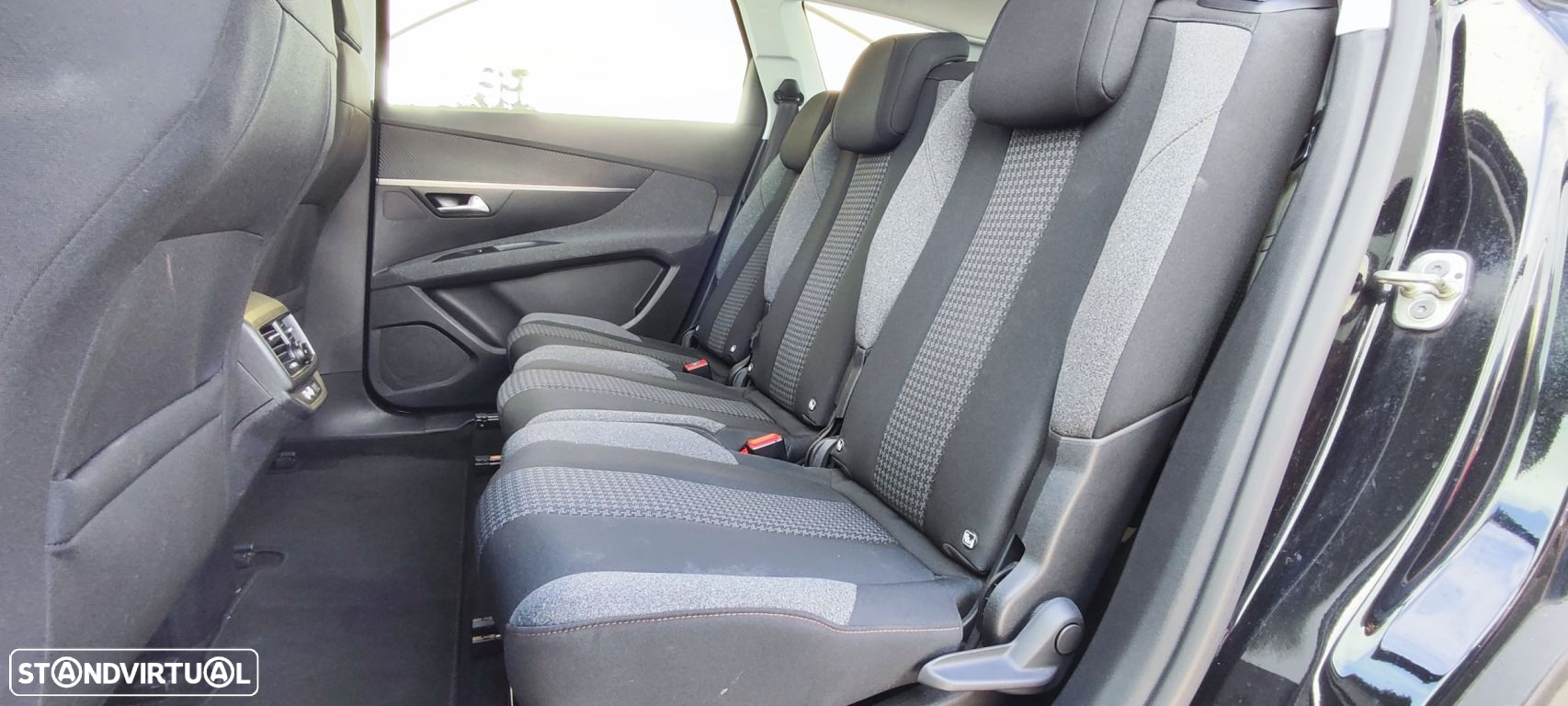 Peugeot 5008 1.5 BlueHDi Active Pack EAT8 - 10