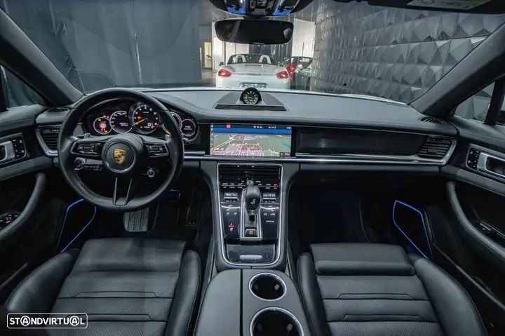 Porsche Panamera 4 E-Hybrid - 7
