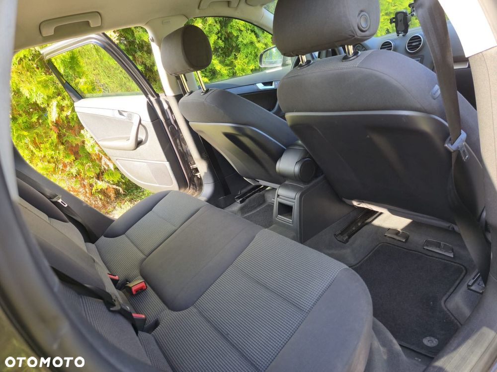 Audi A3 Sportback 2.0 TDI Ambiente - 5