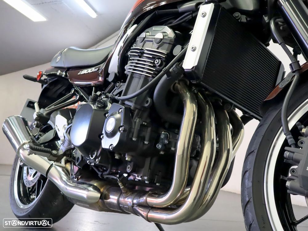 Kawasaki Z 900 RS SE - 12