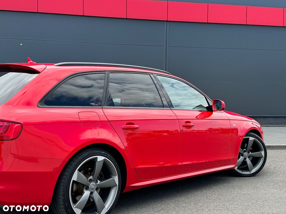 Audi A4 Avant 2.0 TDI Quattro S tronic - 17
