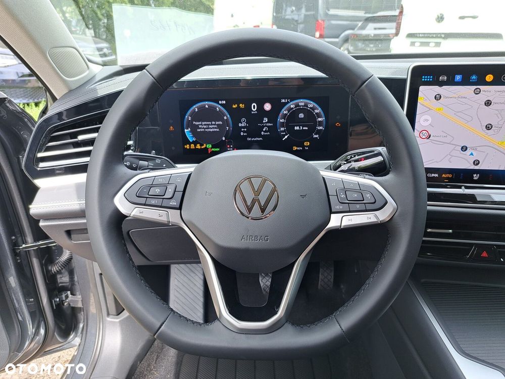 Volkswagen Passat - 18