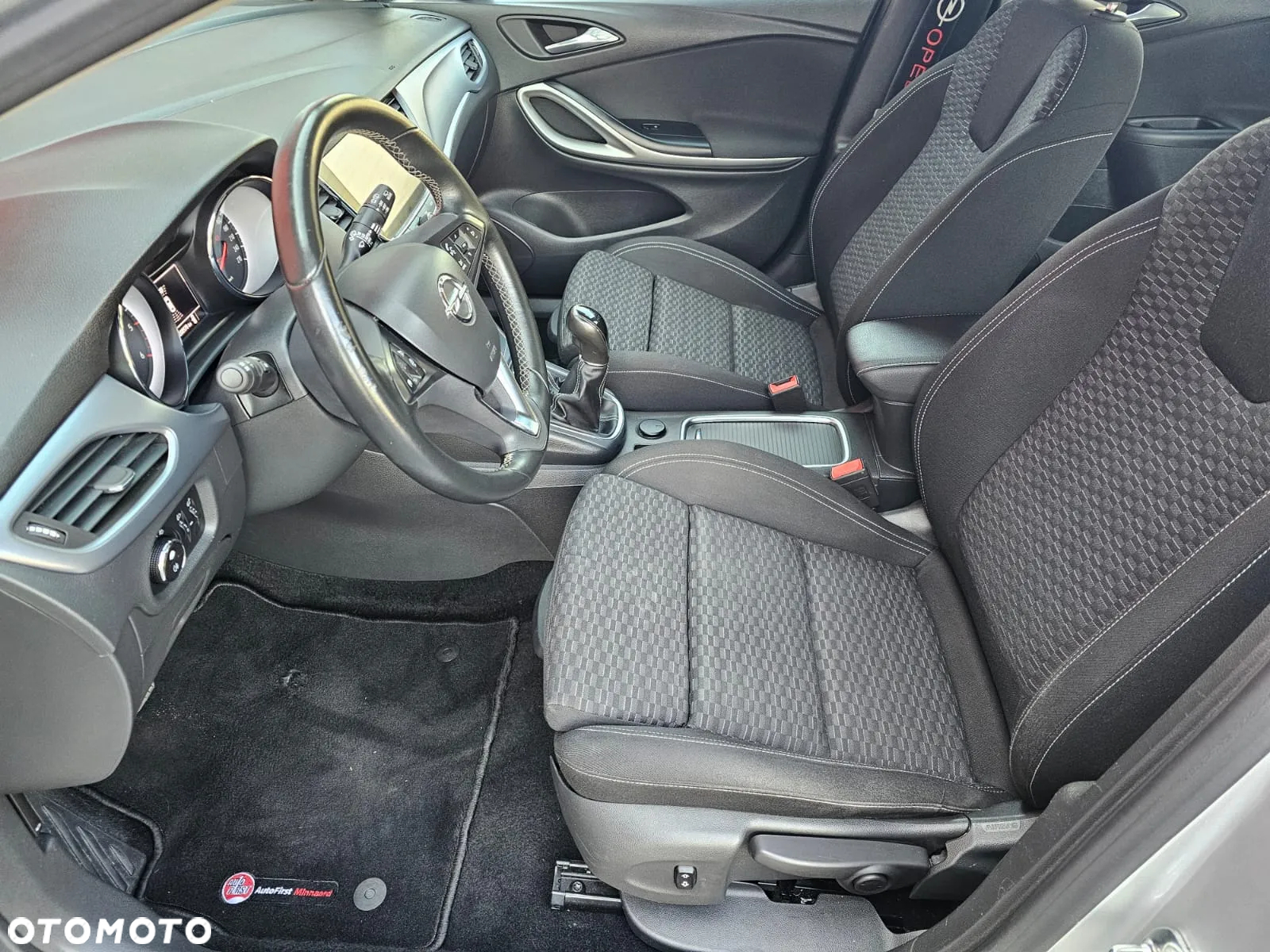 Opel Astra IV 1.6 CDTI Enjoy - 18