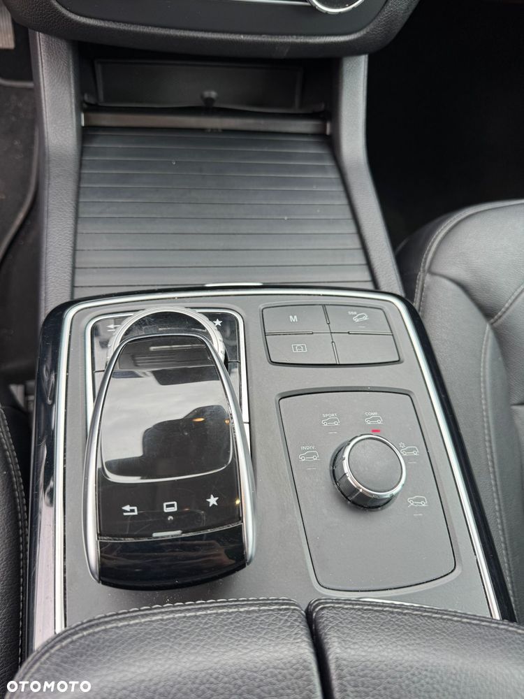 Mercedes-Benz GLE 350 d 4-Matic - 15