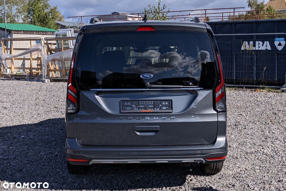 Ford Tourneo Connect - 8