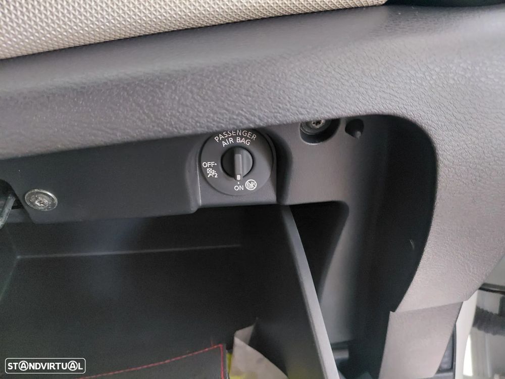 Nissan Micra 1.0 IG-T N-Connecta - 25