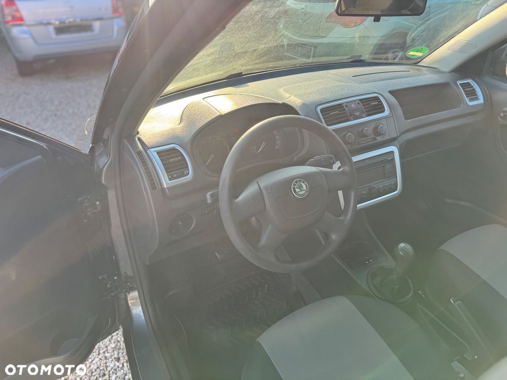 Skoda Fabia 1.2 HTP Ambiente - 13