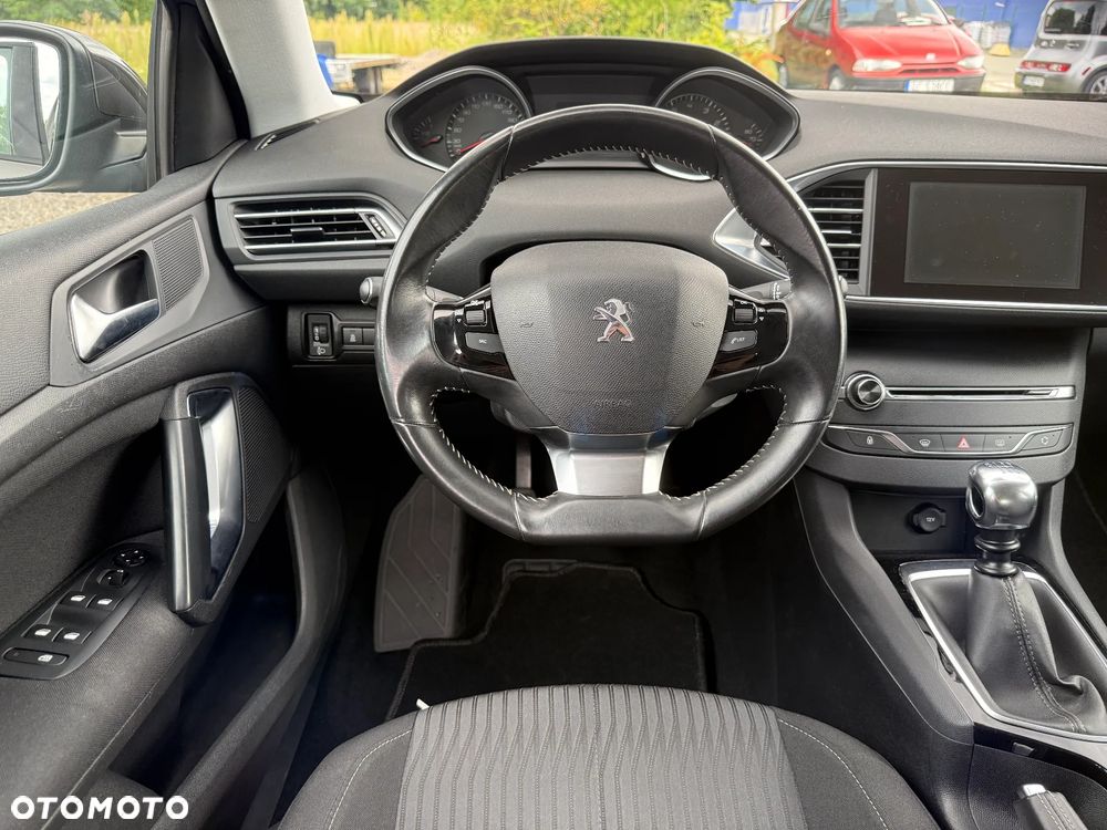 Peugeot 308 - 17