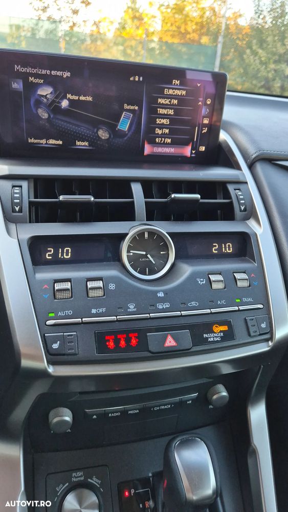 Lexus Seria NX - 23