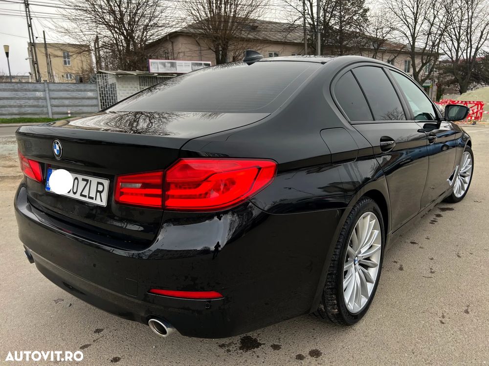 BMW Seria 5 520d Aut. Luxury Line - 13
