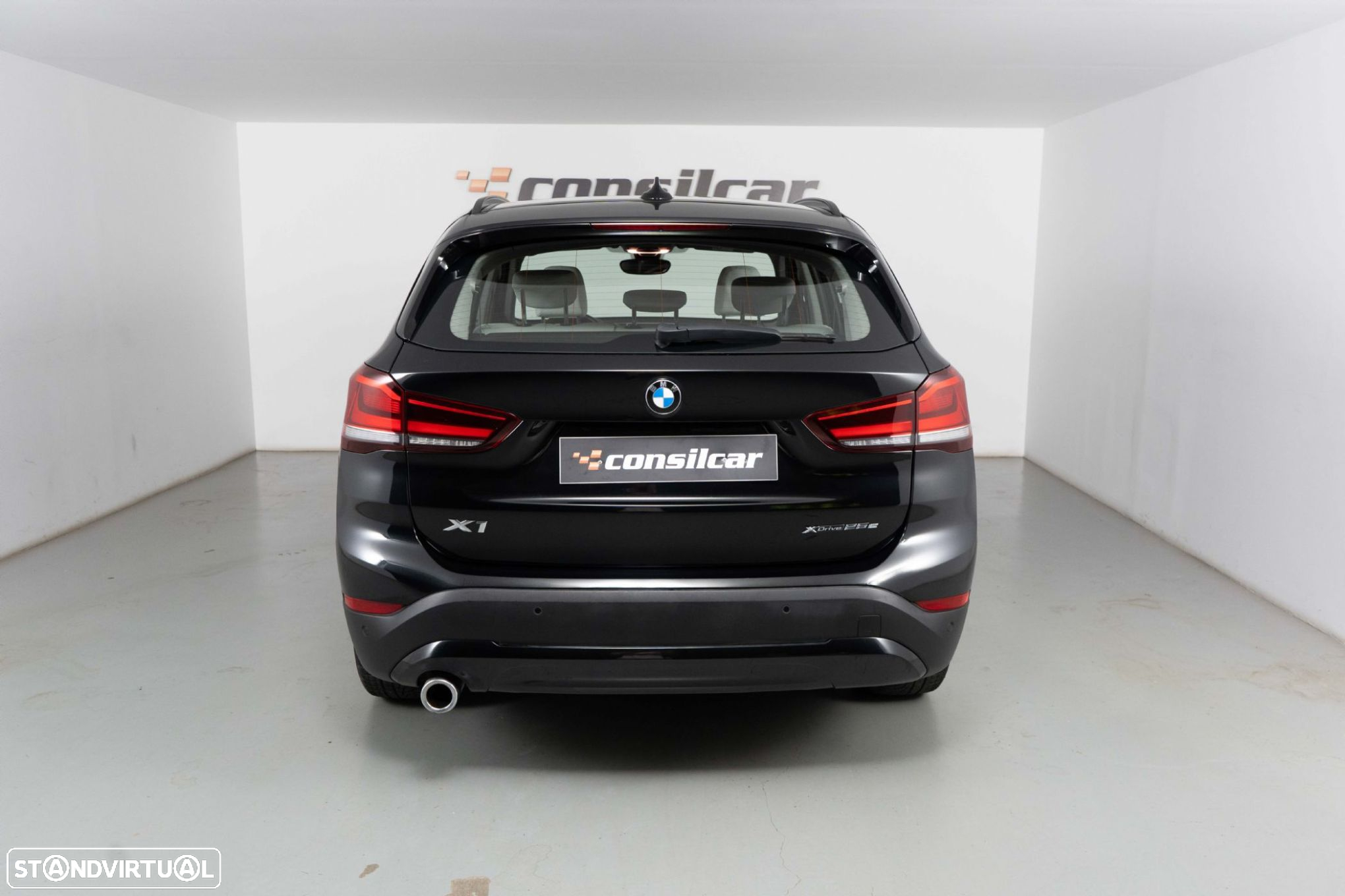 BMW X1 25 e xDrive Corporate Edition - 5