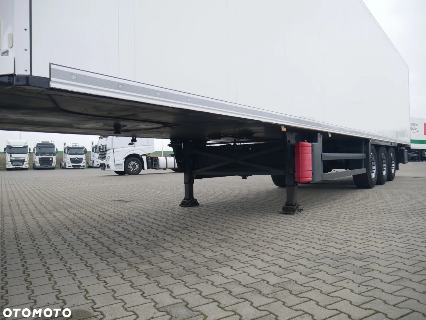 Schmitz Cargobull Chłodnia  / Doppelstock / Thermo King 300 / TIP 638810 - 18