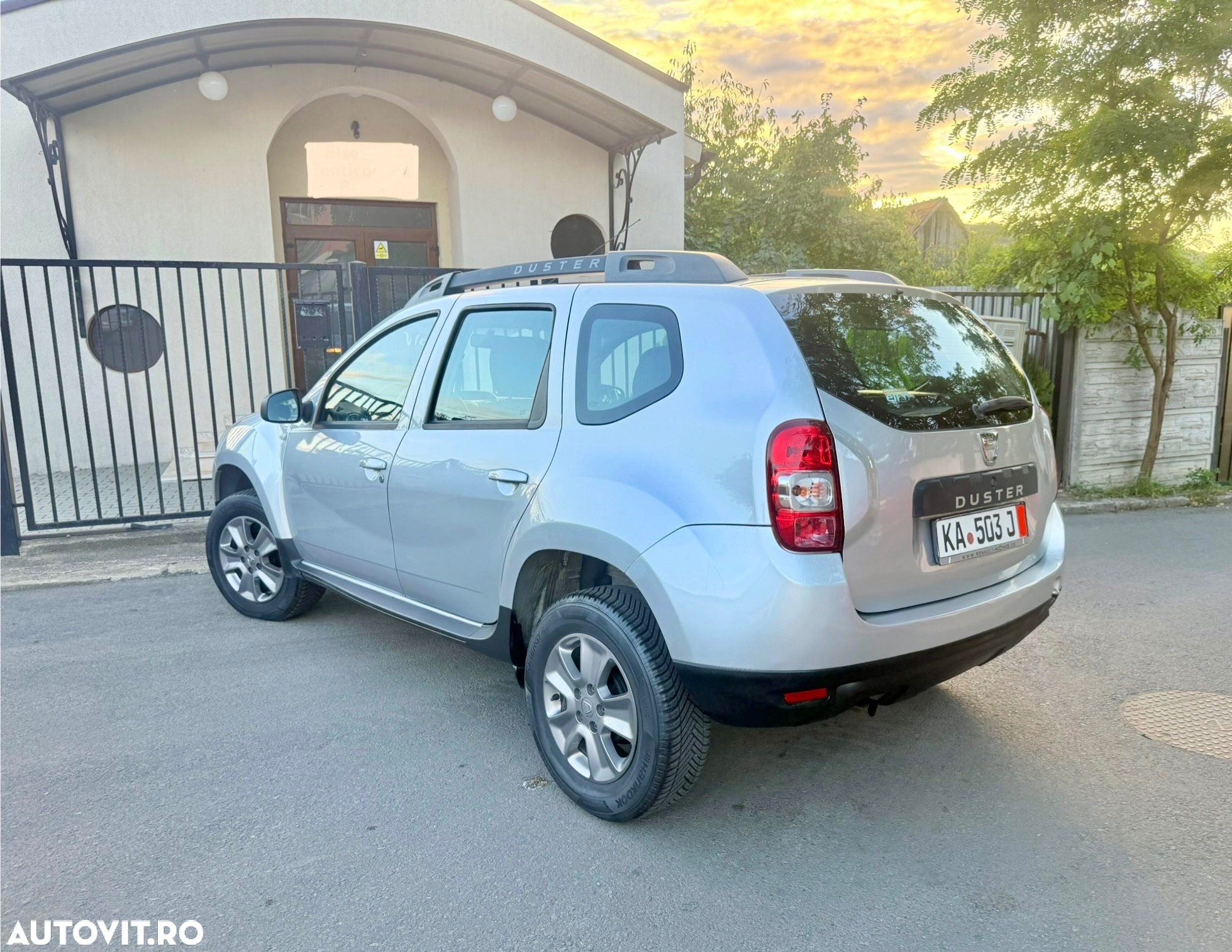 Dacia Duster 1.6 SCe Prestige jante 16" - 37