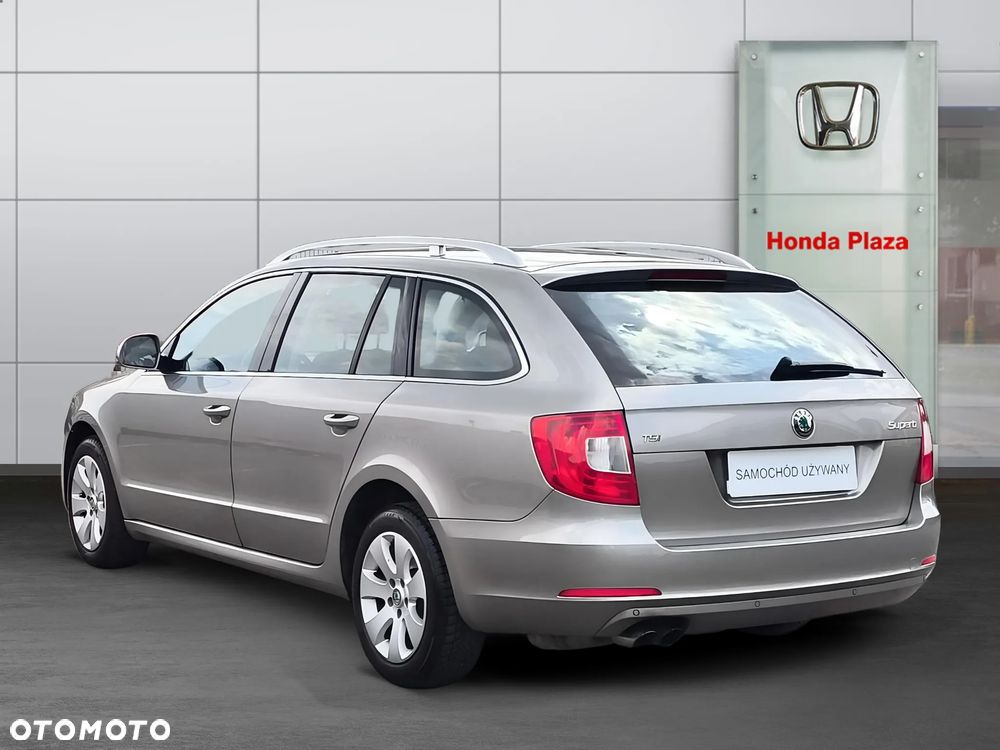 Skoda Superb 1.8 TSI Ambition - 4