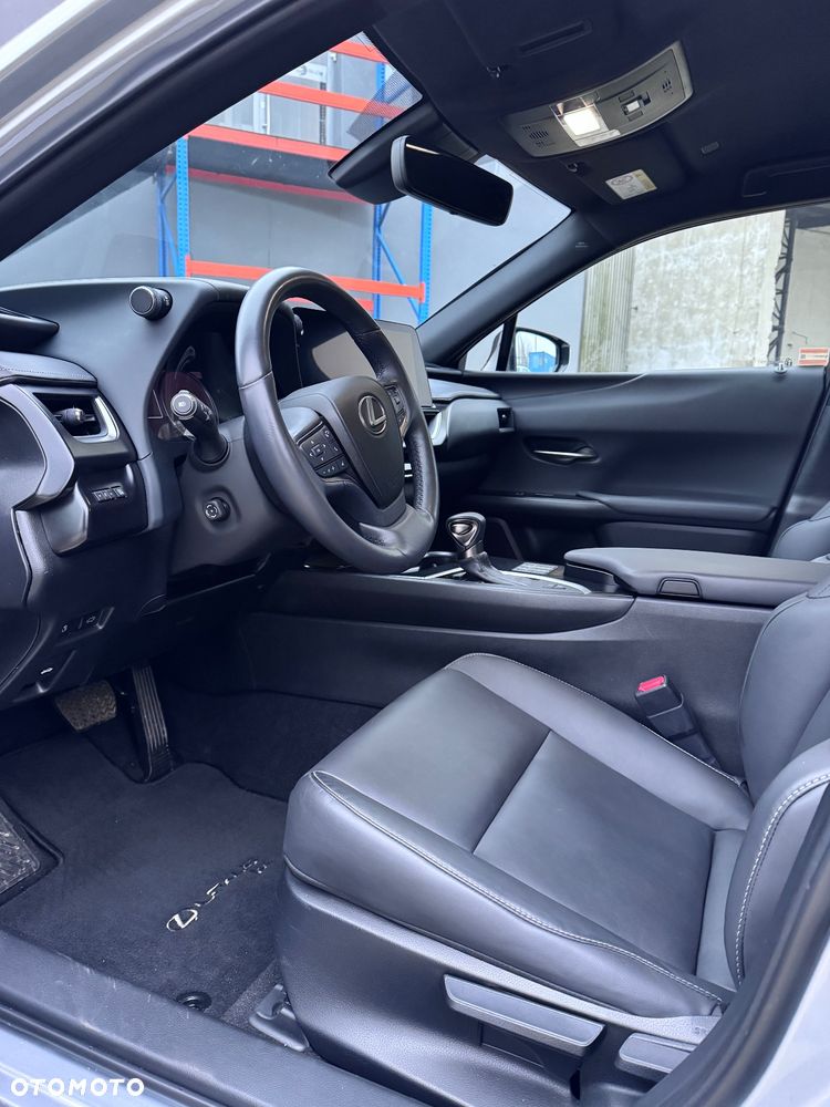 Lexus UX 200 GPF F Sport Design 2WD - 13