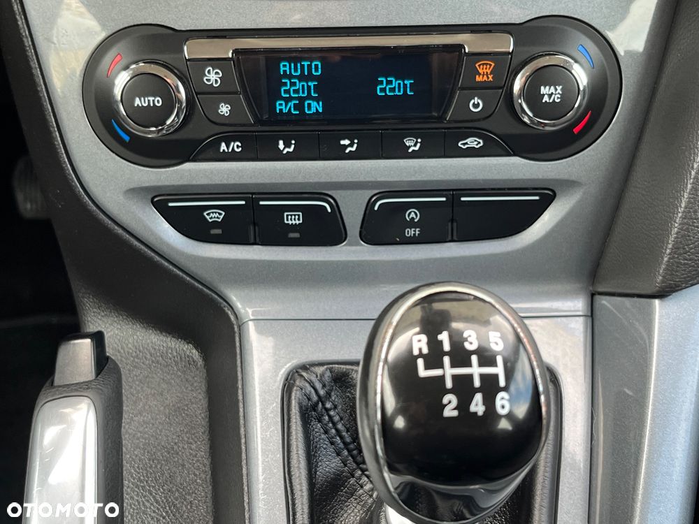 Ford Focus 1.6 EcoBoost Start-Stopp-System Titanium - 16