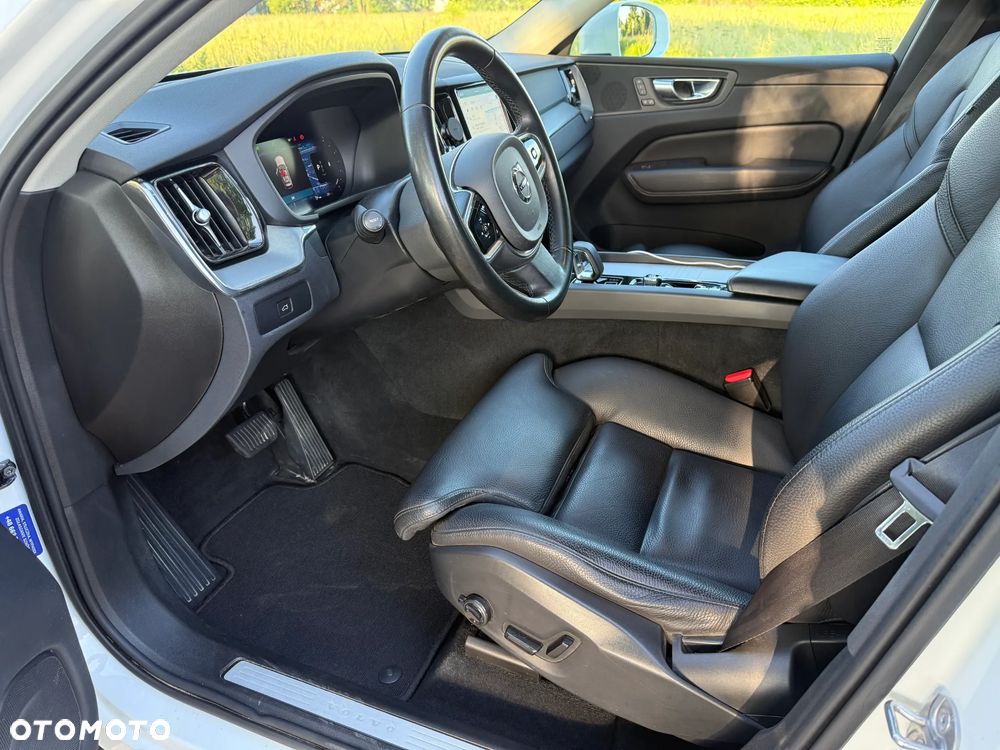 Volvo XC 60 B4 D Plus Bright - 5