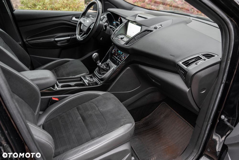 Ford Kuga 1.5 EcoBoost FWD ST-Line Black ASS GPF - 18