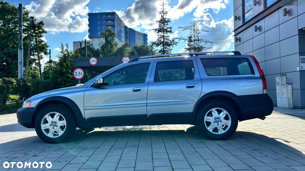 Volvo XC 70 D5 AWD Summum - 3