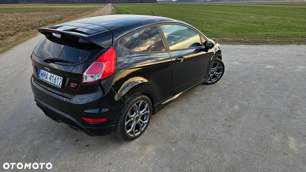 Ford Fiesta 1.6 EcoBoost ST - 2