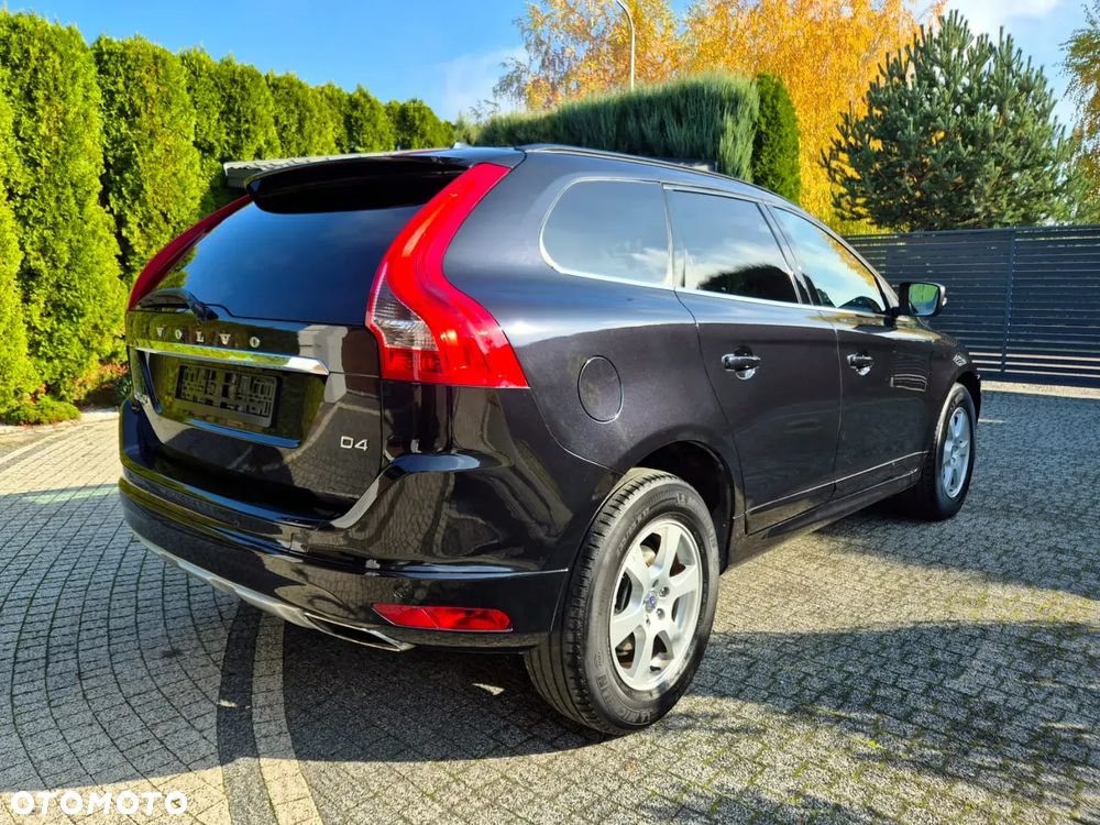 Volvo XC 60 D4 Geartronic Momentum - 19