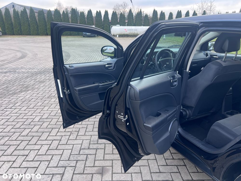 Dodge Caliber 2.0 SE - 15