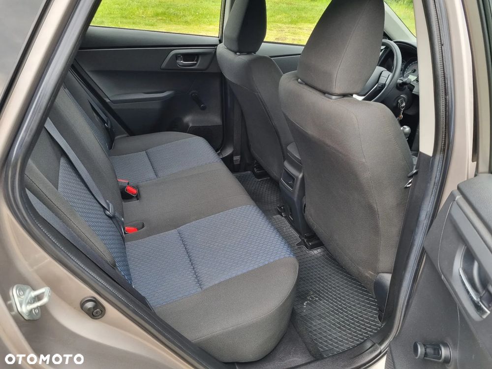 Toyota Auris 1.33 VVT-i Active - 24