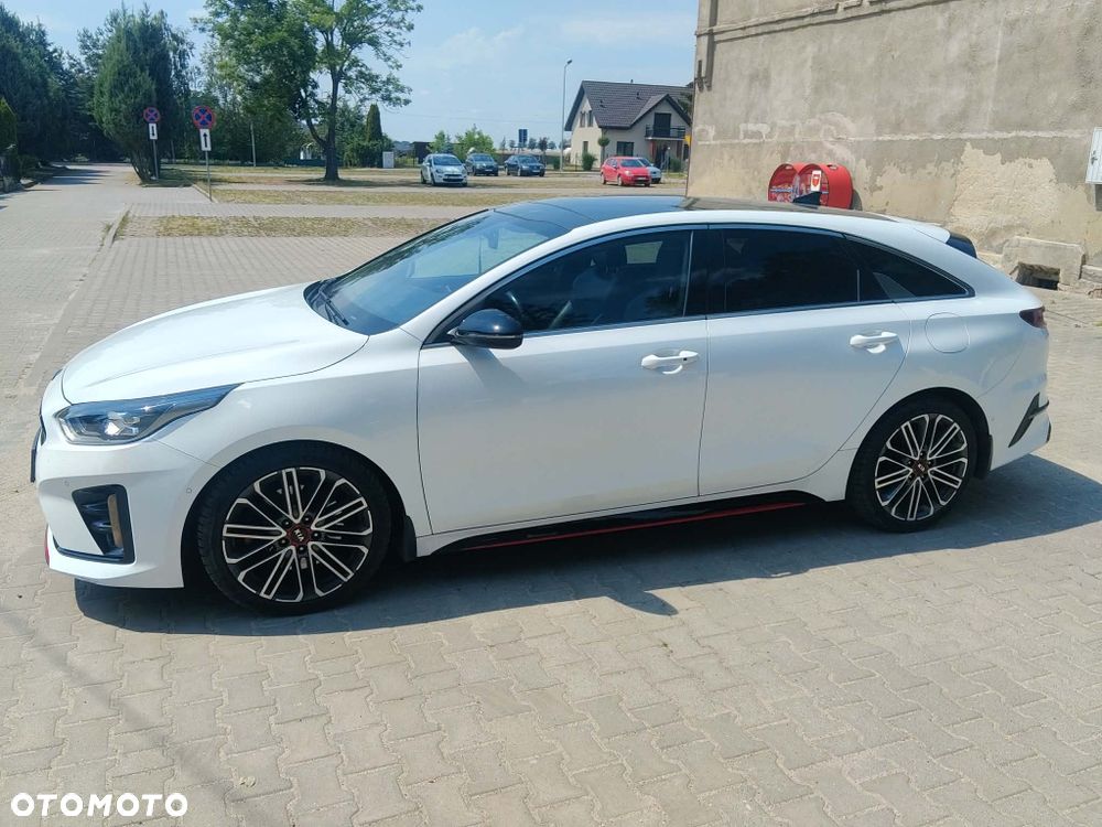 Kia ProCeed - 4