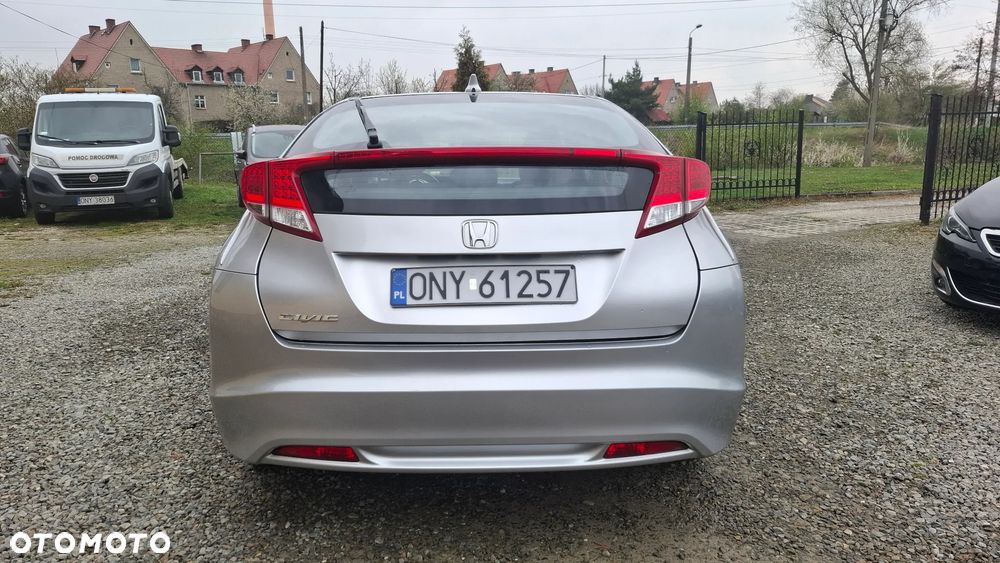 Honda Civic 1.6 i-DTEC Lifestyle Black Edition - 6