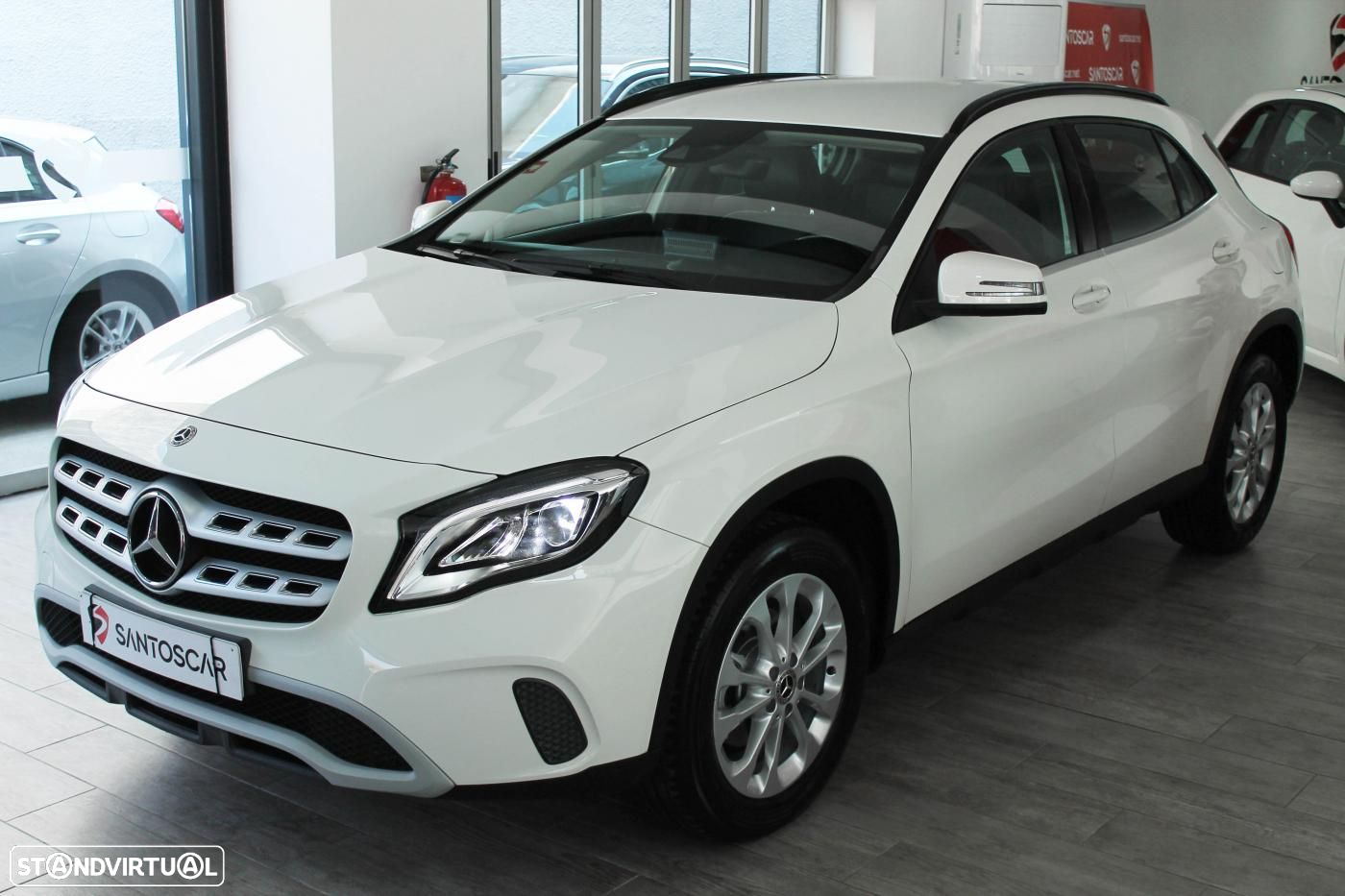 Mercedes-Benz GLA 180 d 7G-DCT - 3