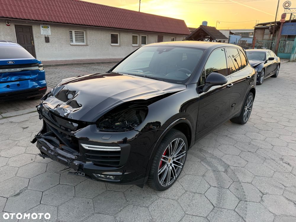 Porsche Cayenne - 7