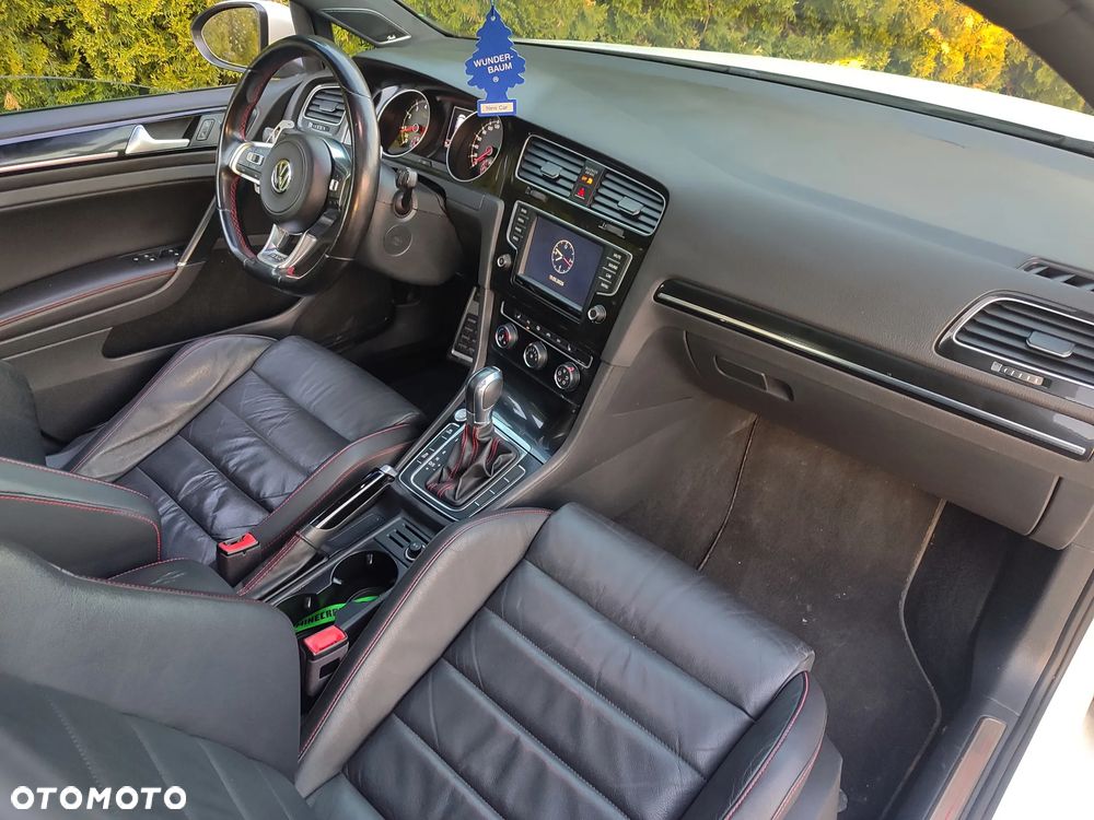 Volkswagen Golf GTI (BlueMotion Technology) DSG - 16