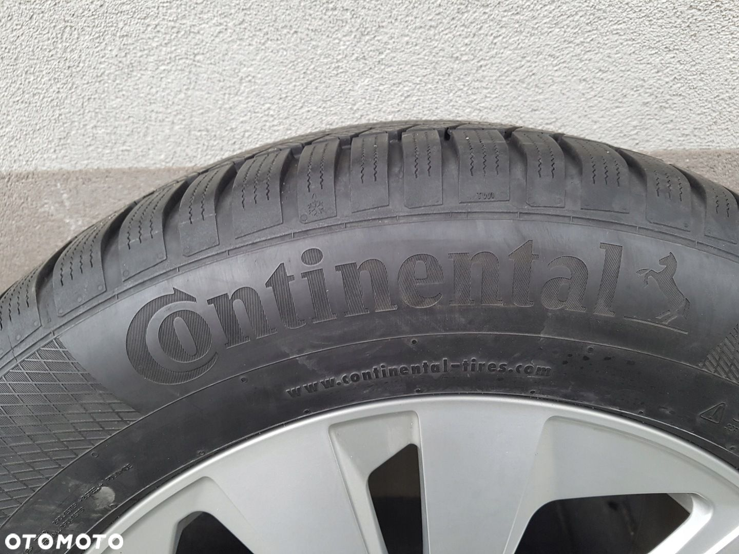 AUDI Q8 SQ8 koła zimowe felga felgi czujniki 265/55/19 4M8601025 - 13
