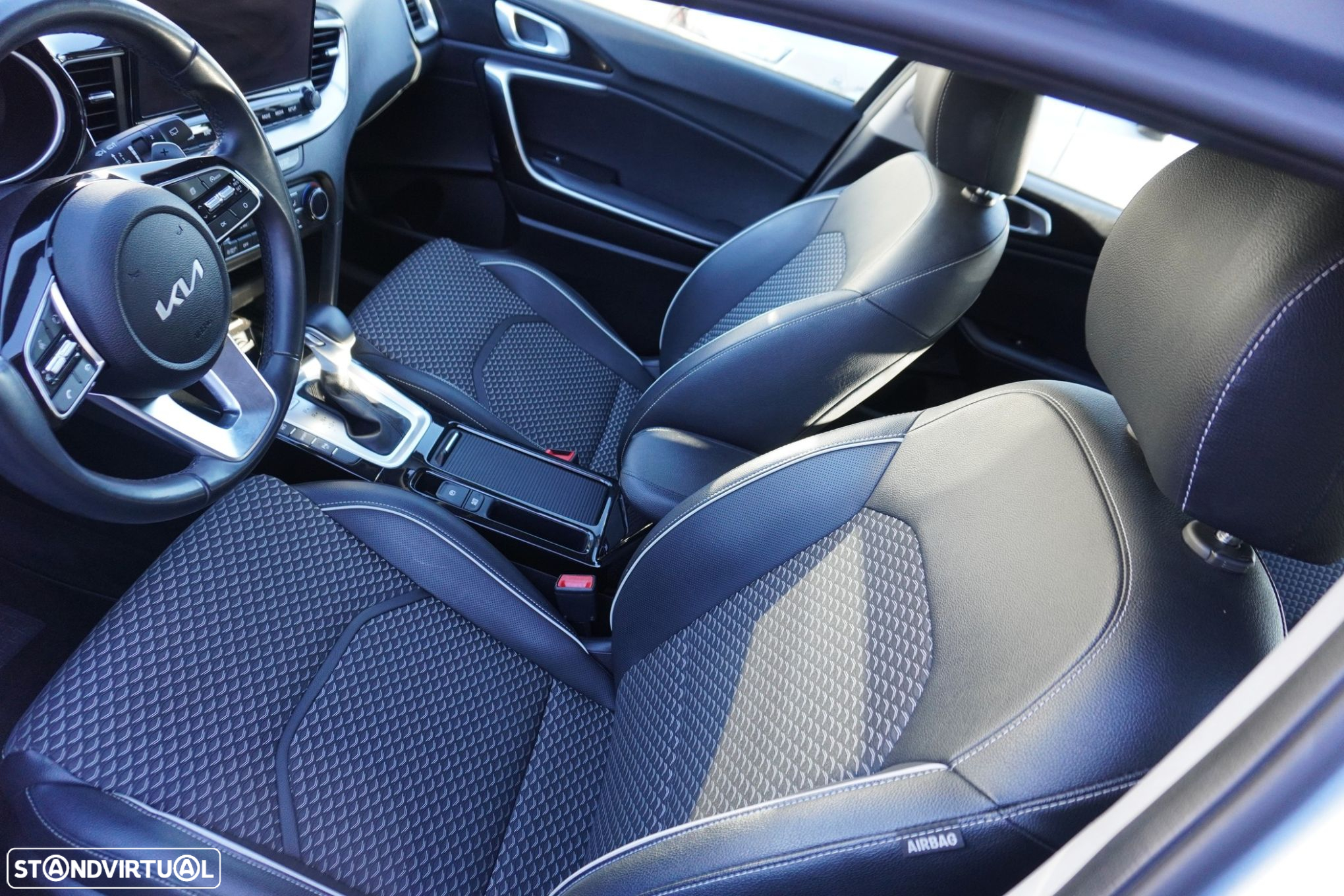 Kia XCeed 1.6 GDi PHEV Drive - 34