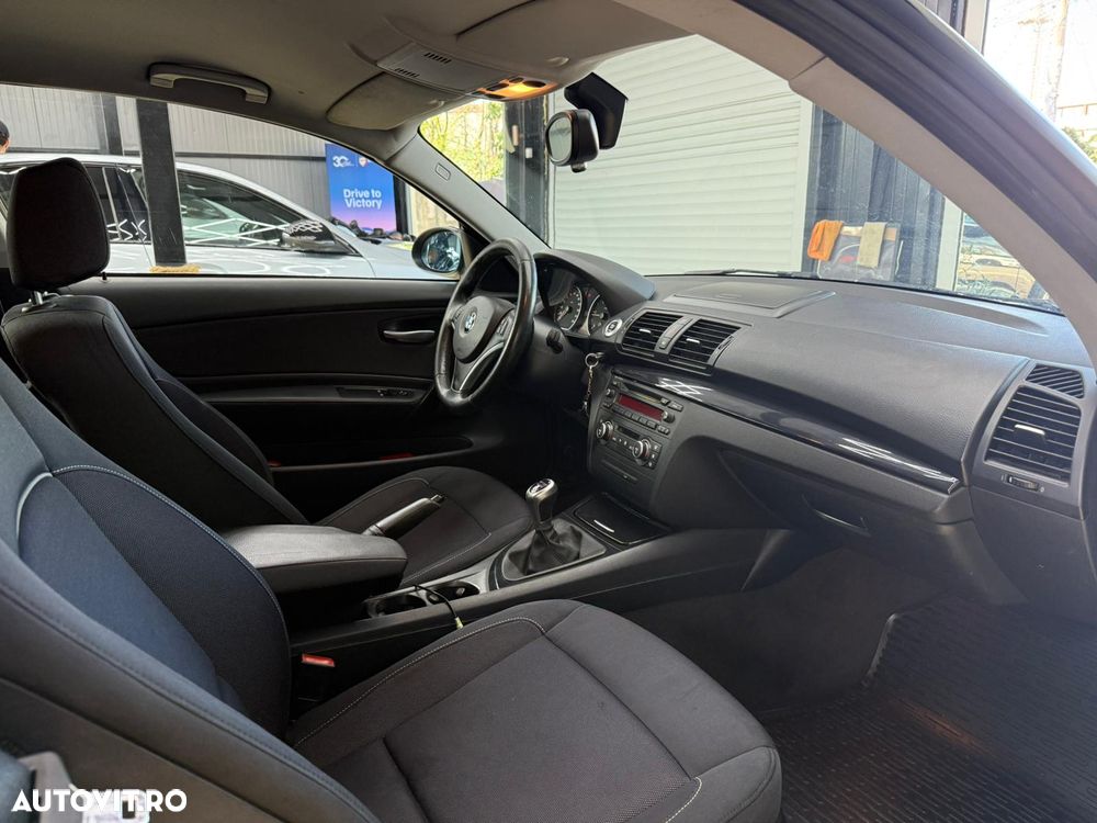 BMW Seria 1 118d - 22