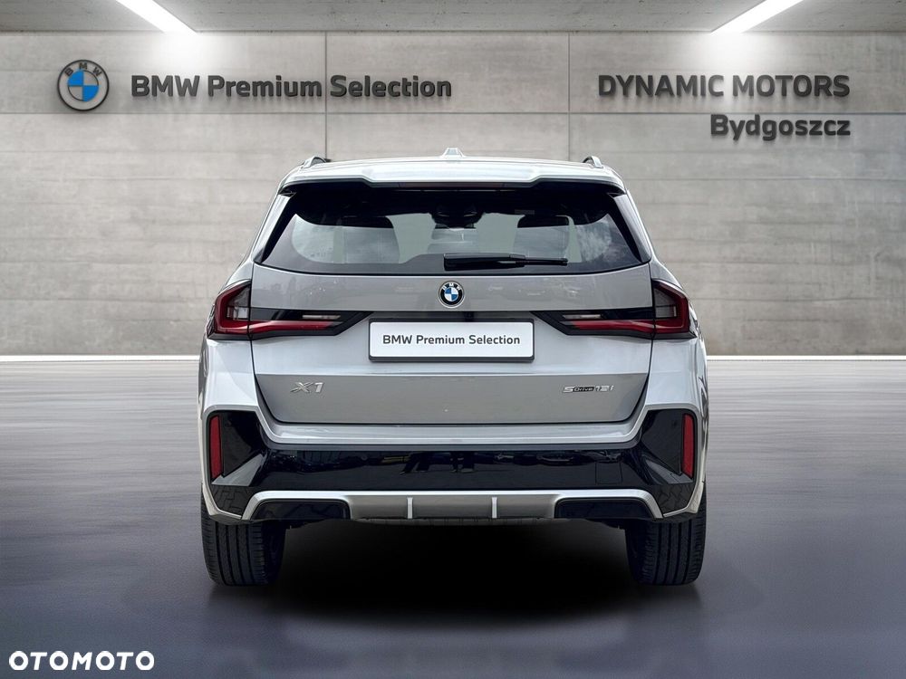 BMW X1 sDrive18i M Sport - 6