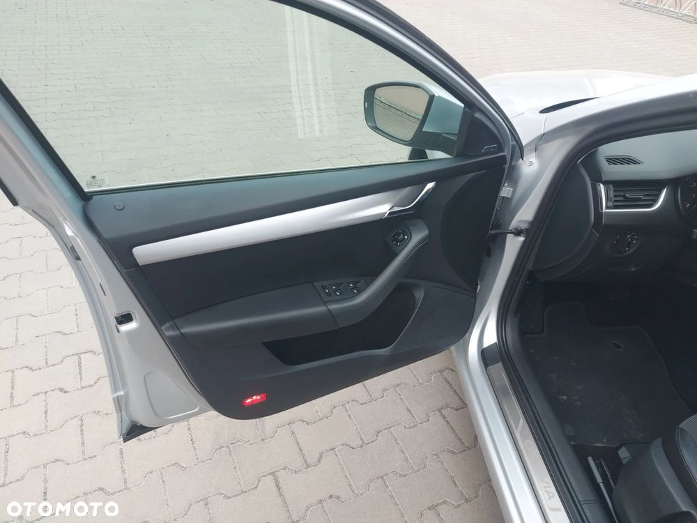 Skoda Octavia 1.4 TSI Green tec DSG Ambition - 12