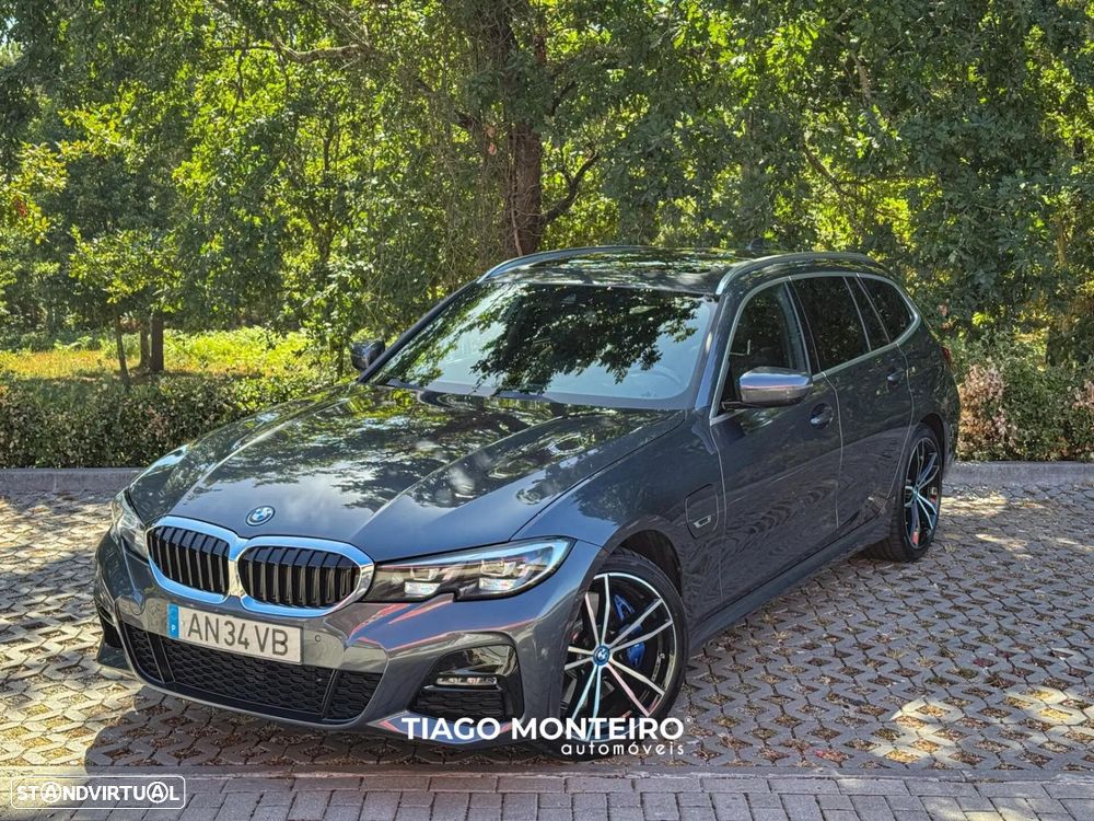 BMW 330 e Pack Desportivo M Auto - 22