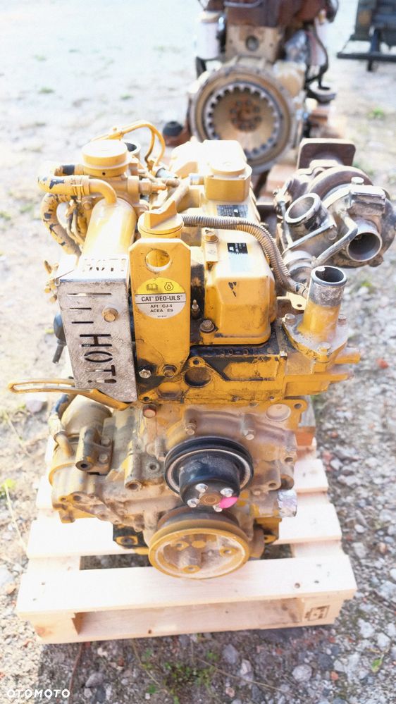 silnik caterpillar c3.3 B CDI-T-ET03 kubota V3307na części lub w całości - 5