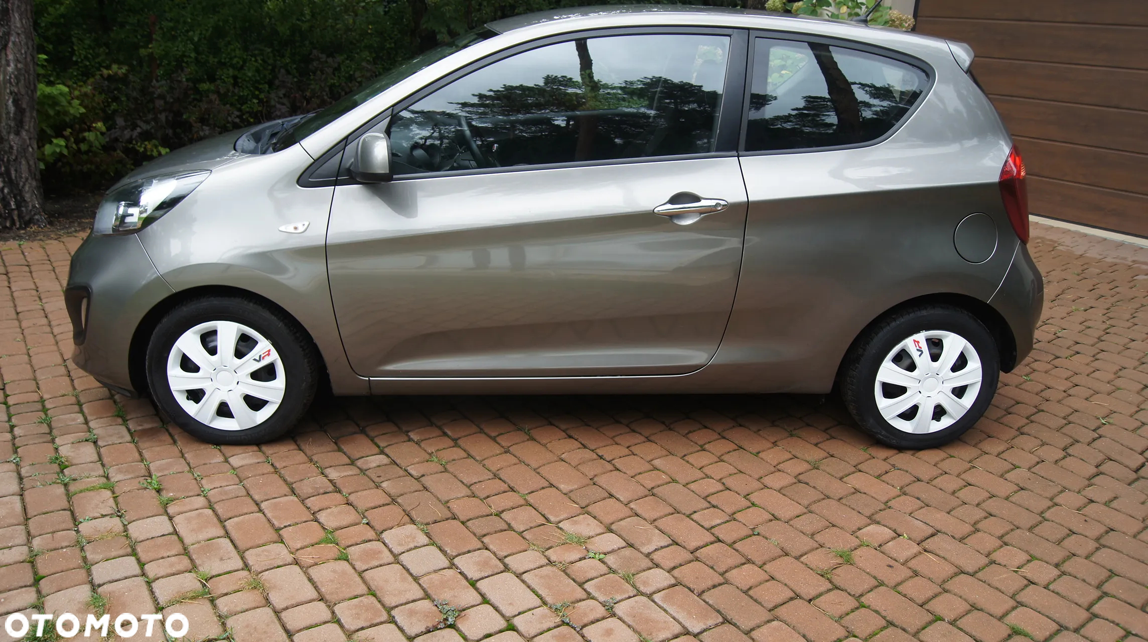Kia Picanto 1.0 Dream Team Edition - 10