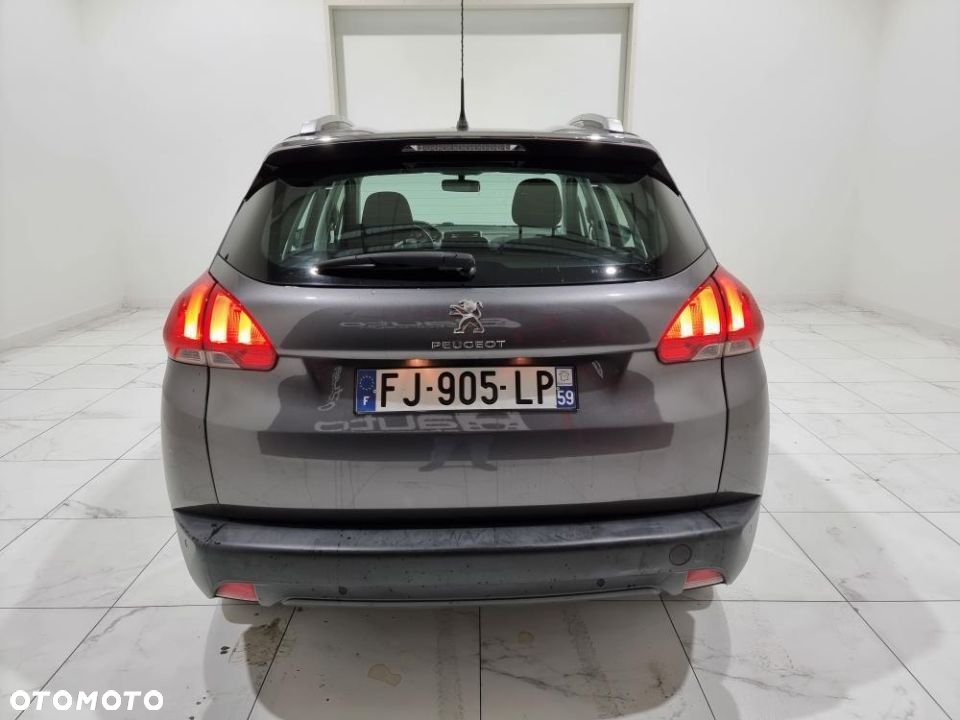 Peugeot 2008 - 7